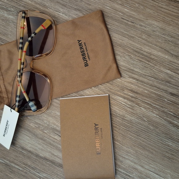 Burberry Tan Sunglasses with Brown Lenses NEW - AUTHENTIC main image 2